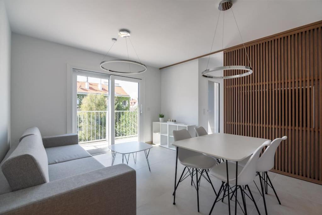 Neu Und Hell In Zentraler Ruhelage Mit Parkplatz Apartment Wien Ngoại thất bức ảnh