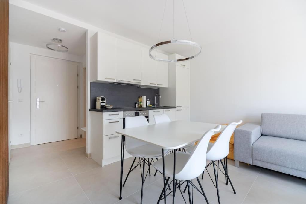 Neu Und Hell In Zentraler Ruhelage Mit Parkplatz Apartment Wien Ngoại thất bức ảnh