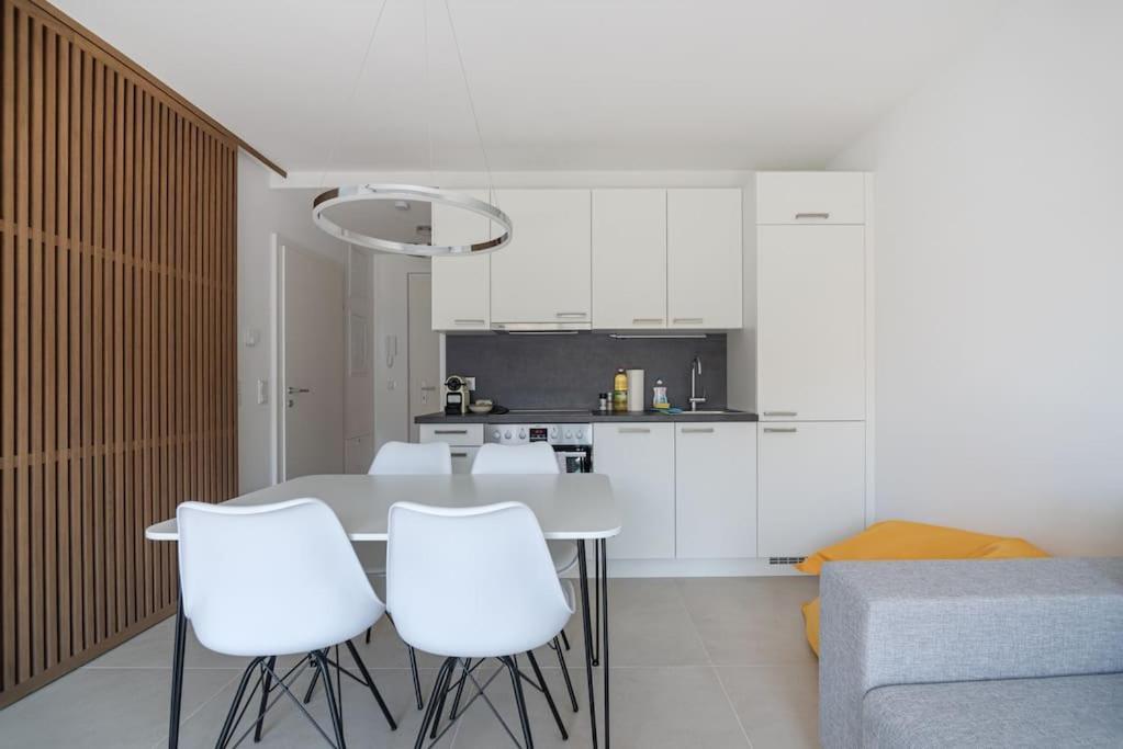 Neu Und Hell In Zentraler Ruhelage Mit Parkplatz Apartment Wien Ngoại thất bức ảnh
